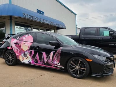 Car Itasha neu definiert: Mit einer individuellen Anime-Autofolierung zum ultimativen Straßen-Highlight!