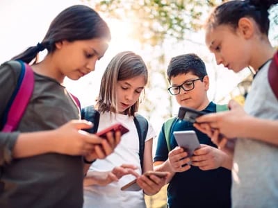 FreeLock und Wirtschaftlichkeit im Schulalltag – Die 7,99-€-Smartphone-Lösung mit maximalem Nutzen