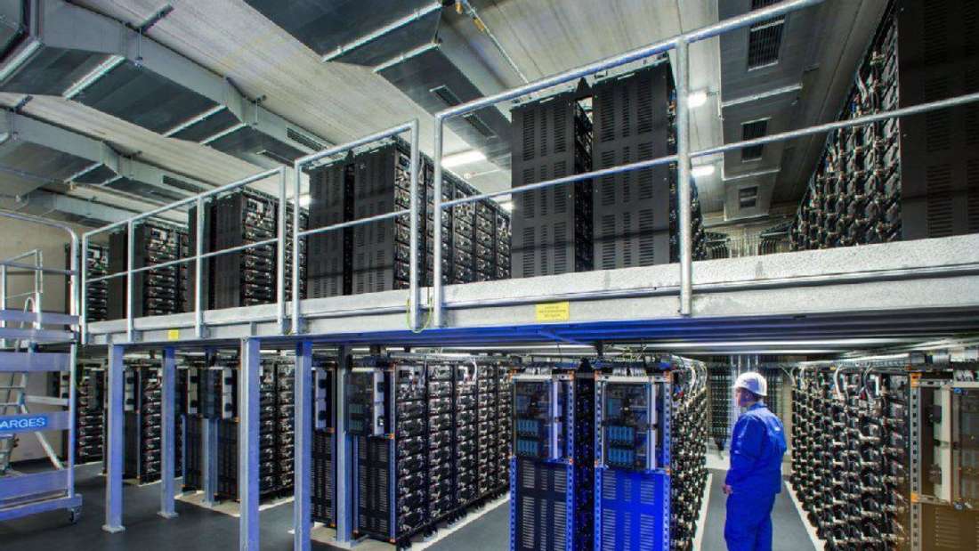 Netzunabhängigkeit: Der Weg zur autarken Energieversorgung mit Batteriespeichern