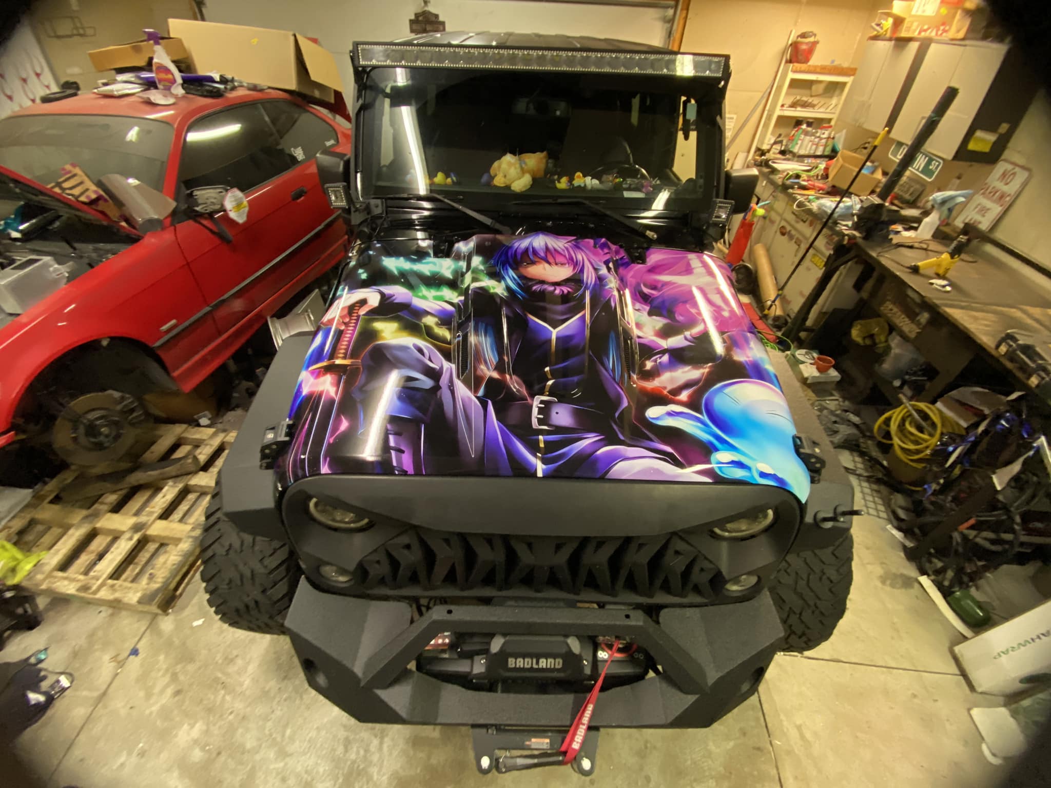 Car Itasha – So verwandeln Sie Ihr Auto in ein Kunstwerk