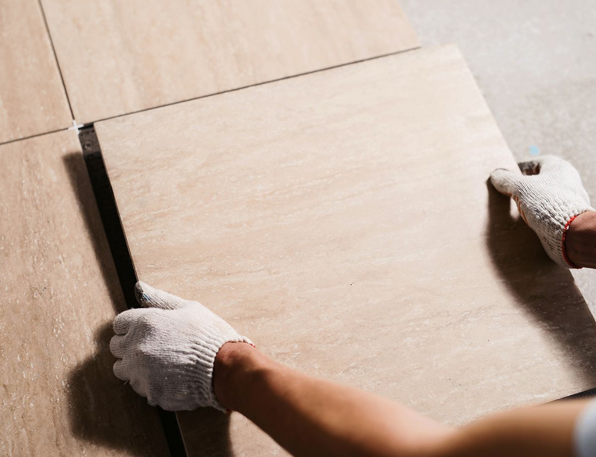 Finde den besten Fliesenleger in der Nähe auf Meister-Job