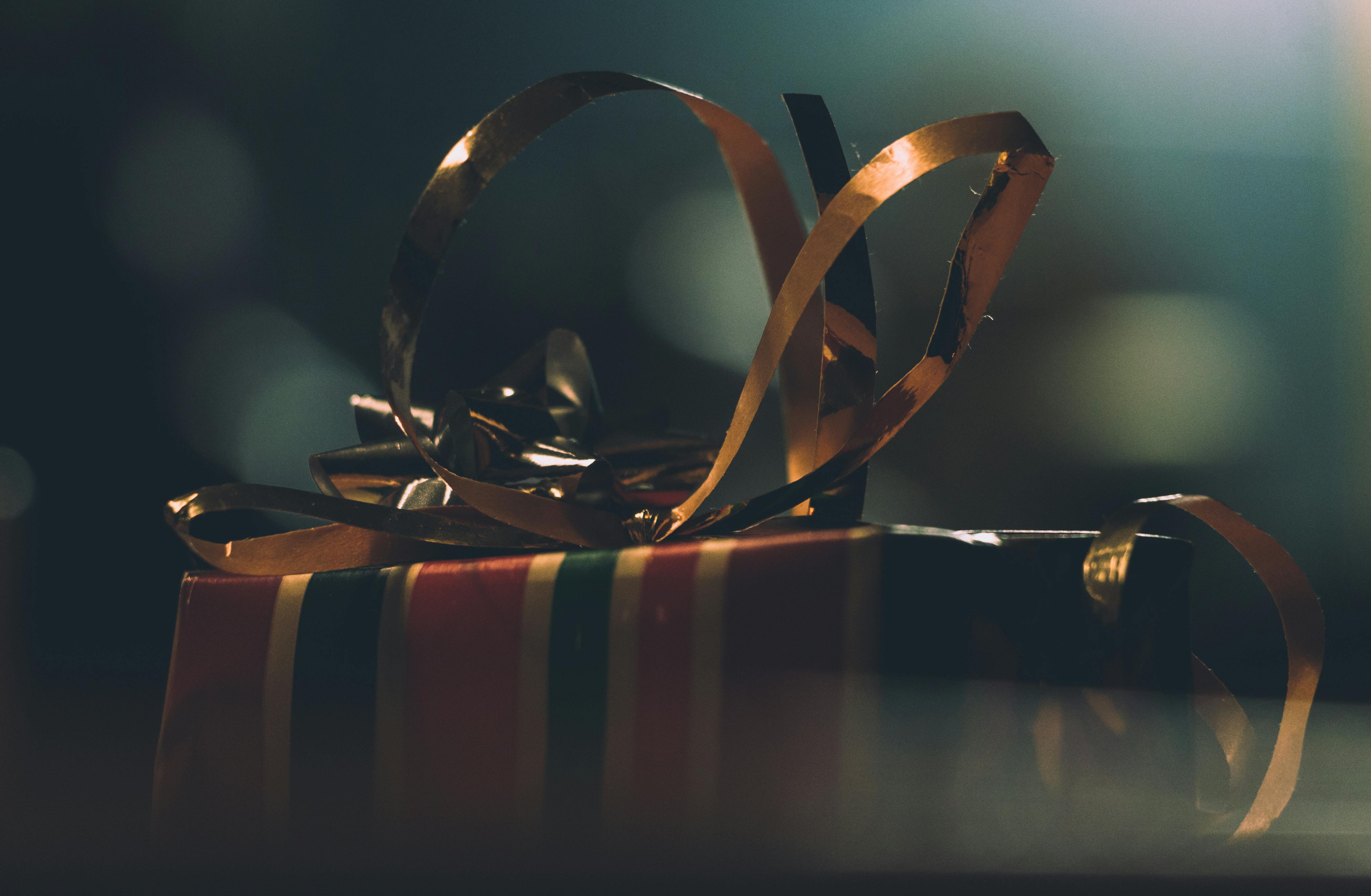 Geschenke zur Geburt: Liebevolle und praktische Geschenkideen aus dem Maverton Online-Shop